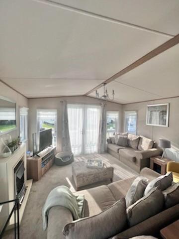 Norfolk Caravan Staycation Pet Friendly Belton with Browston Exterior foto